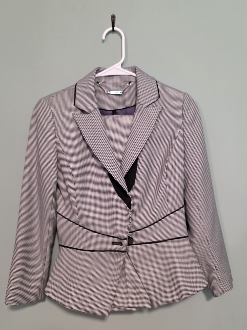 White House Black Market Black & White Houndstooth Pantsuit - New Job, Business